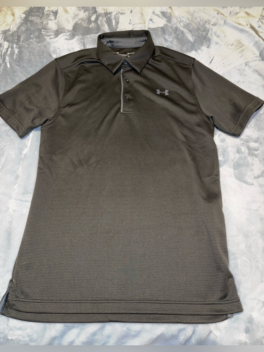 Under Armour Men’s Olive Green V-Neck Performance Sweater